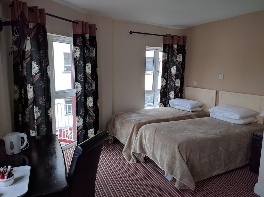Galway Arms Inn Exteriér fotografie